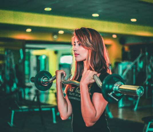 다이어트의 새로운 시대: 몸에 좋은 음식과 꾸준한 운동의 힘