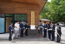 국립 첫 반려견 전용 ‘김천숲속야영장’ 개장…30마리 동시 이용